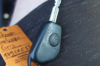 Pare choc avant CITROEN BERLINGO 1