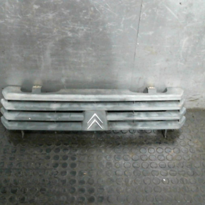 Calandre CITROEN C15 Photo n°1