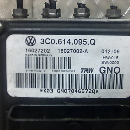 Bloc ABS (freins anti-blocage) VOLKSWAGEN PASSAT 5