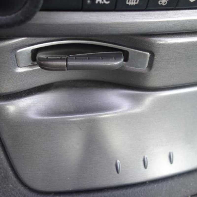 Amortisseur avant gauche RENAULT LAGUNA 2 Photo n°7