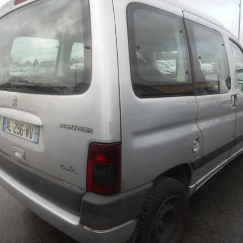 Bouton de warning PEUGEOT PARTNER 1 Photo n°7