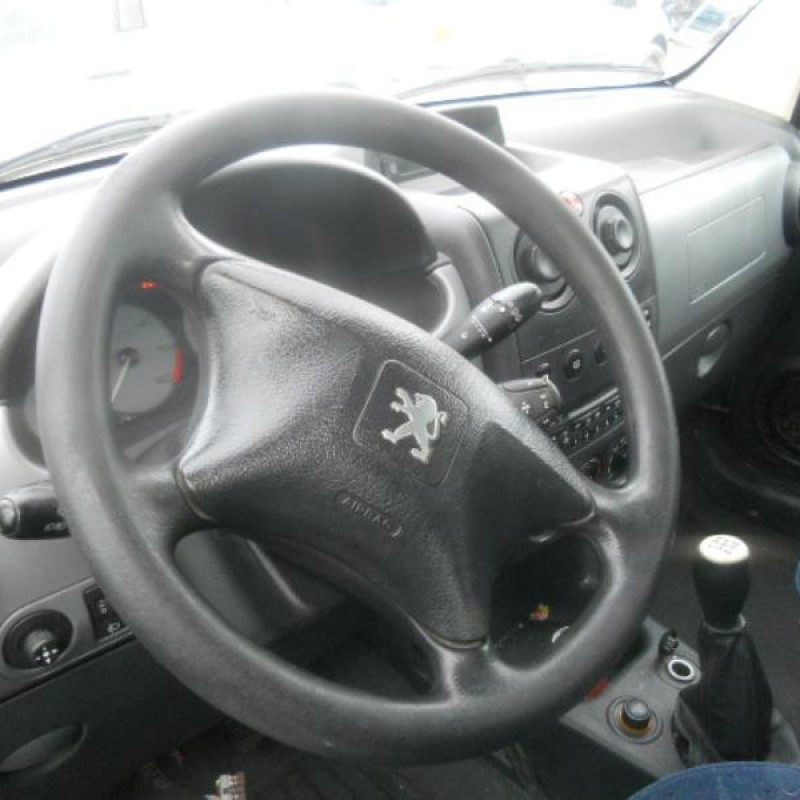 Bouton de warning PEUGEOT PARTNER 1 Photo n°10