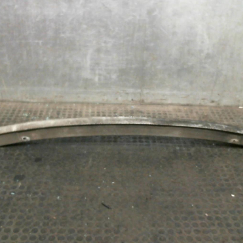 Renfort pare choc arriere (traverse) VOLKSWAGEN PASSAT 4 Photo n°1