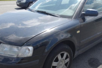 Bloc ABS (freins anti-blocage) VOLKSWAGEN PASSAT 4