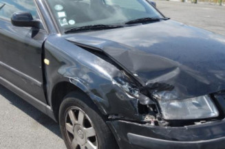 Bloc ABS (freins anti-blocage) VOLKSWAGEN PASSAT 4