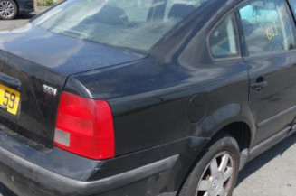 Bloc ABS (freins anti-blocage) VOLKSWAGEN PASSAT 4