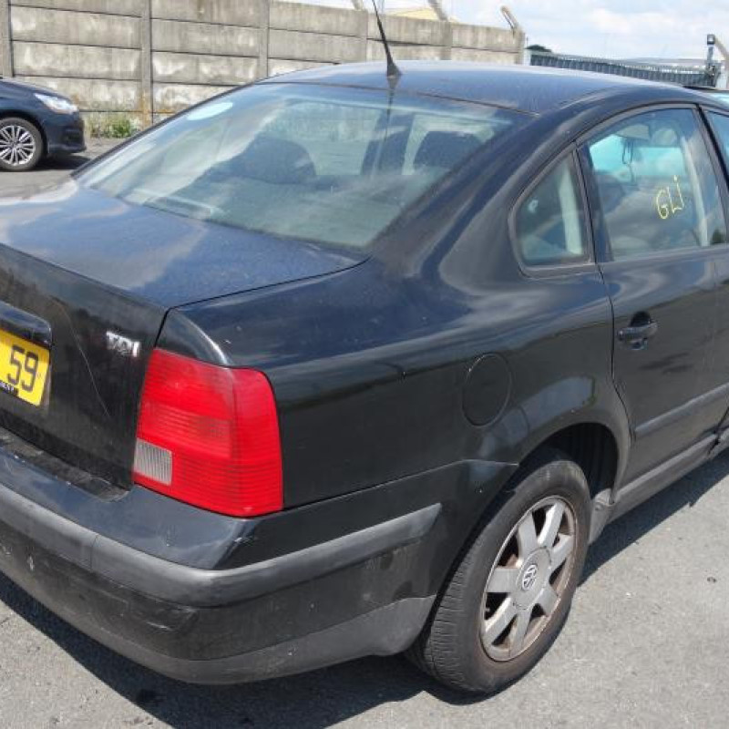 Bloc ABS (freins anti-blocage) VOLKSWAGEN PASSAT 4 Photo n°4