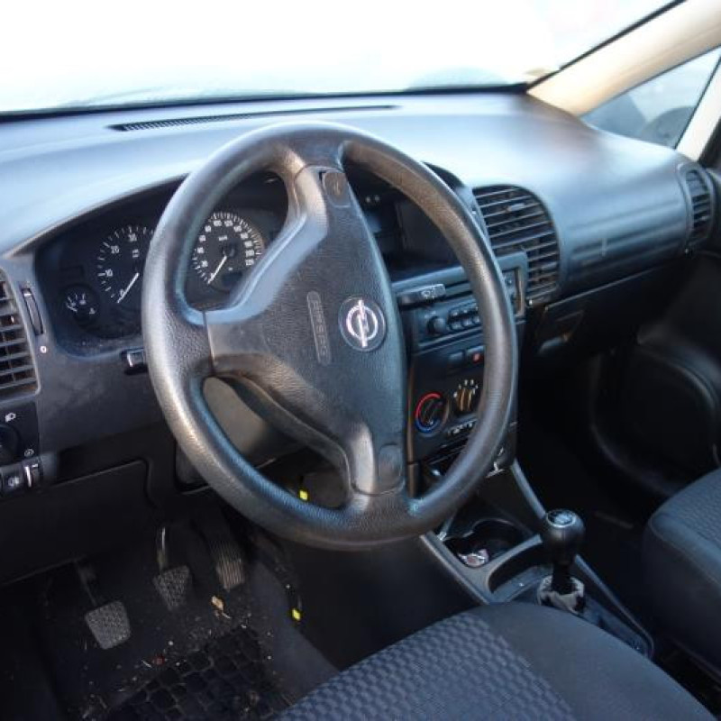 Aile avant gauche OPEL ZAFIRA A Photo n°5
