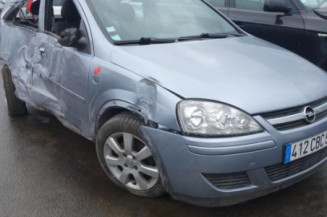 Interrupteur de leve vitre avant droit OPEL CORSA C