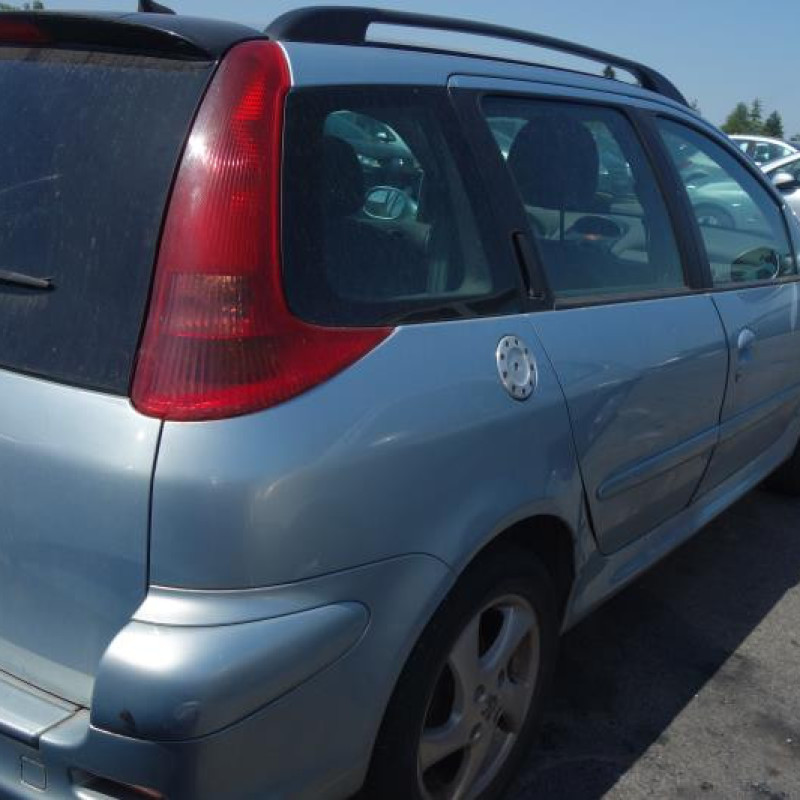 Ceinture arriere droit PEUGEOT 206 Photo n°6