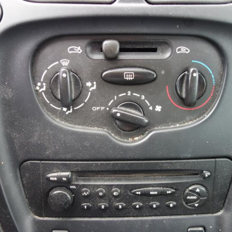 Custode arriere droit CITROEN XSARA PICASSO Photo n°6