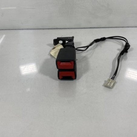 Attache ceinture arriere gauche CITROEN C5 2 Photo n°1