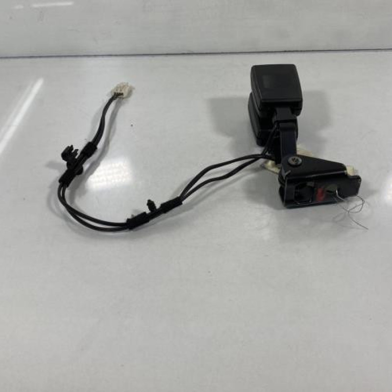 Attache ceinture arriere gauche CITROEN C5 2 Photo n°3