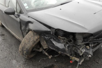 Attache ceinture arriere gauche CITROEN C5 2