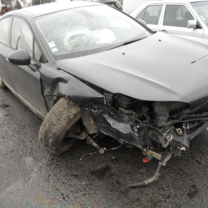 Attache ceinture arriere gauche CITROEN C5 2 Photo n°6