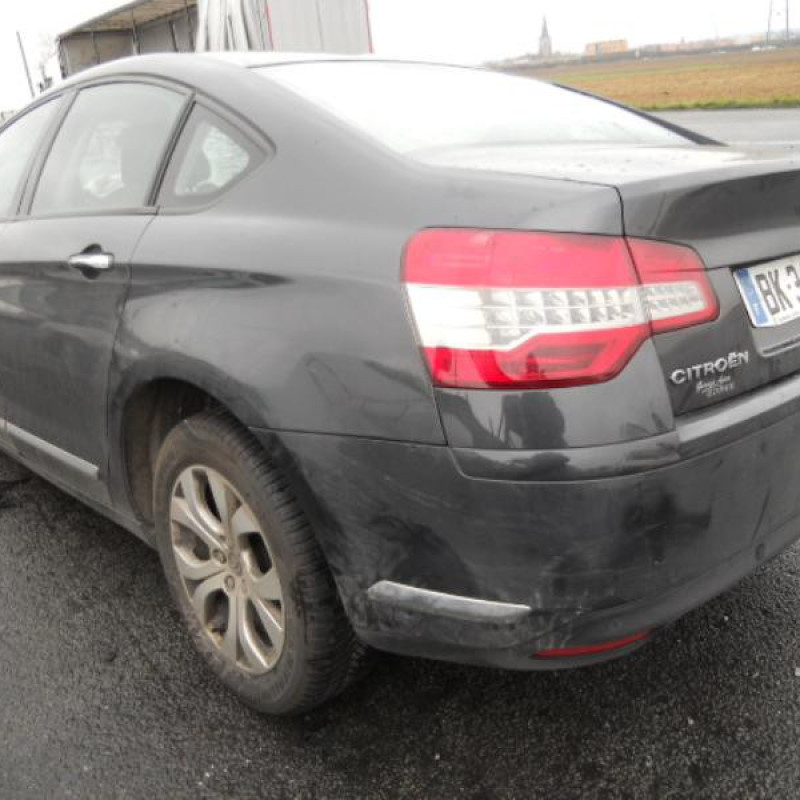 Attache ceinture arriere gauche CITROEN C5 2 Photo n°8