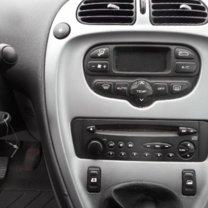 Pretensionneur de ceinture avant droit CITROEN XSARA PICASSO Photo n°9
