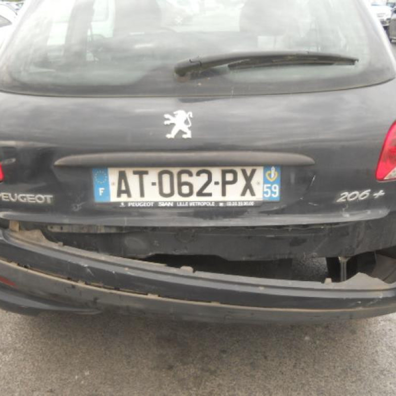Attache ceinture arriere gauche PEUGEOT 206+ Photo n°8