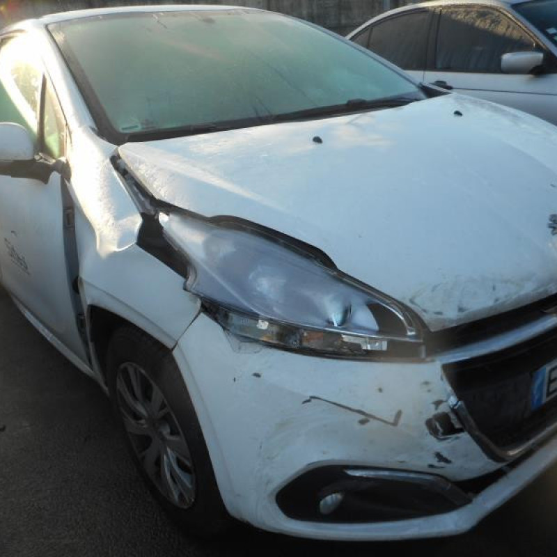 Pivot de moyeu avant droit PEUGEOT 208 1 Photo n°2