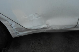 Pivot de moyeu avant droit PEUGEOT 208 1