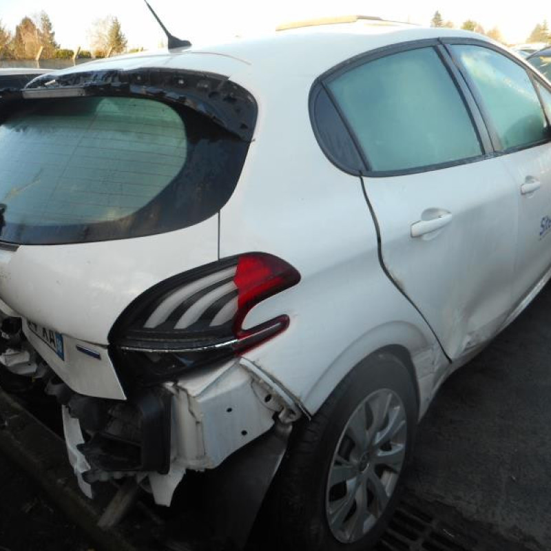 Pivot de moyeu avant droit PEUGEOT 208 1 Photo n°4