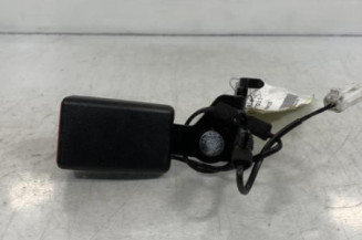 Attache ceinture arriere droit PEUGEOT 508 1 SW