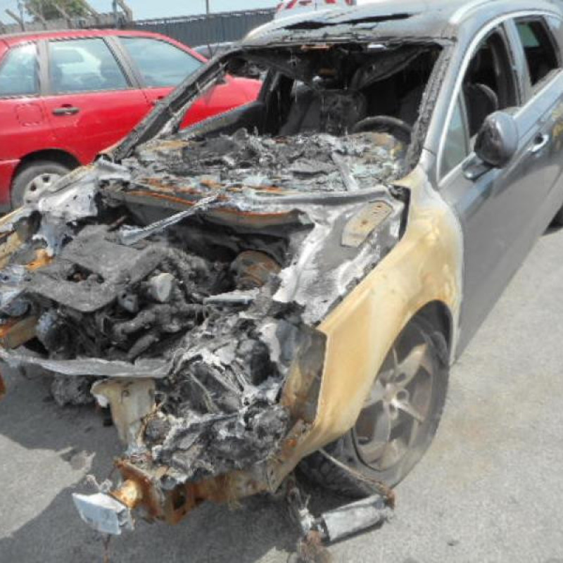 Attache ceinture arriere droit PEUGEOT 508 1 SW Photo n°4
