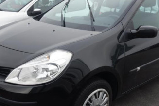Pretensionneur de ceinture avant droit RENAULT CLIO 3