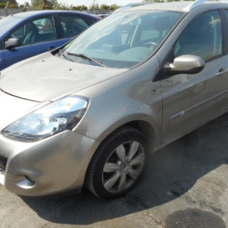 Ceinture arriere droit RENAULT CLIO 3 Photo n°4