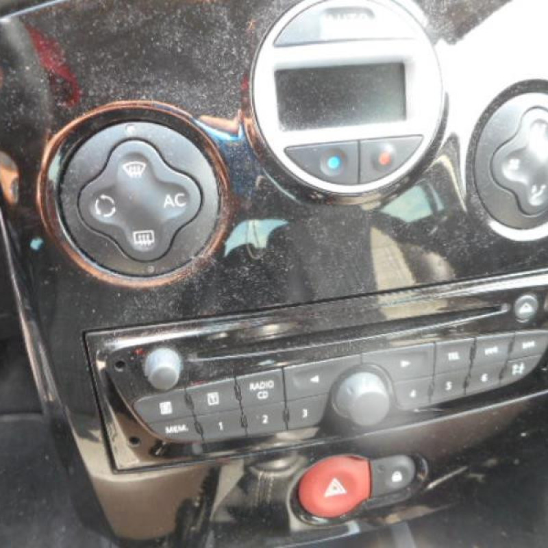 Ceinture arriere droit RENAULT CLIO 3 Photo n°9