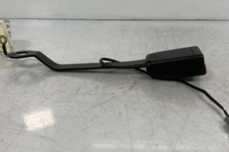 Attache ceinture avant gauche RENAULT CLIO 4 Photo n°1