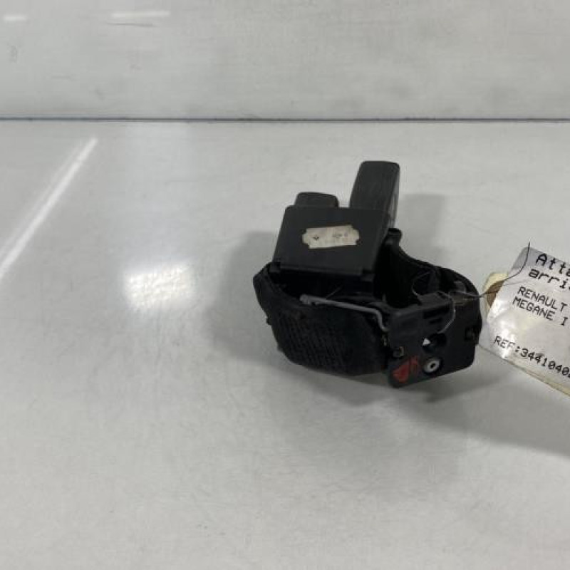 Attache ceinture arriere gauche RENAULT MEGANE 1 Photo n°3