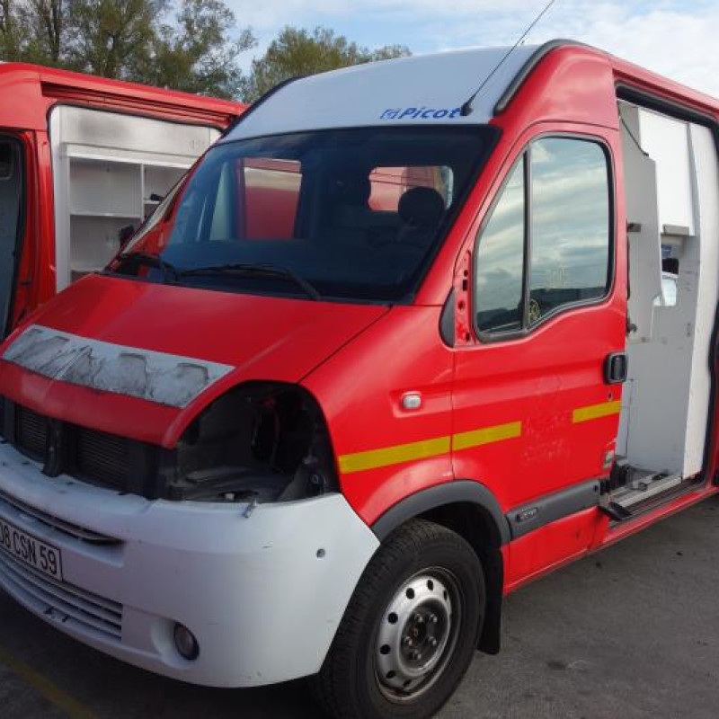 Crosse arriere droit RENAULT MASTER 2 Photo n°3