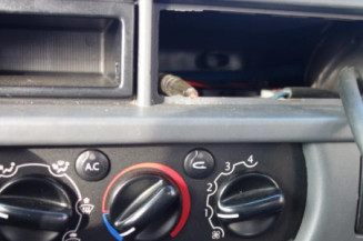 Crosse arriere droit RENAULT MASTER 2