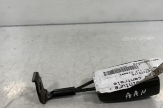Attache ceinture arriere centrale OPEL ASTRA H Photo n°1