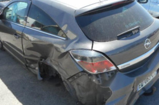 Ceinture arriere gauche OPEL ASTRA H