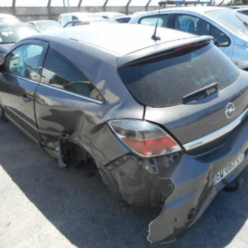 Ceinture arriere gauche OPEL ASTRA H Photo n°7