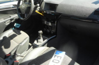 Ceinture arriere gauche OPEL ASTRA H