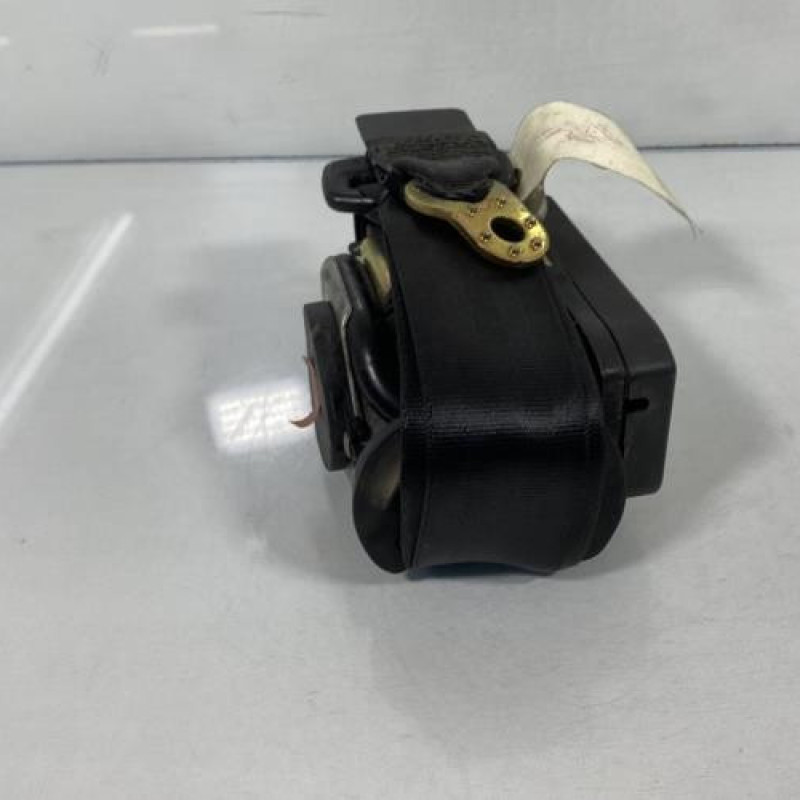 Pretensionneur de ceinture avant gauche VOLKSWAGEN PASSAT 4 Photo n°2
