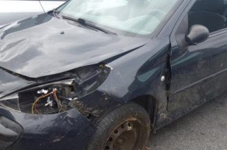 Attache ceinture arriere droit PEUGEOT 206+