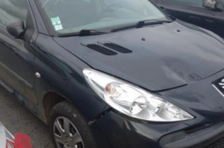 Attache ceinture arriere droit PEUGEOT 206+