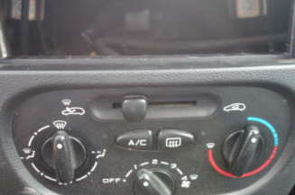 Attache ceinture arriere droit PEUGEOT 206+