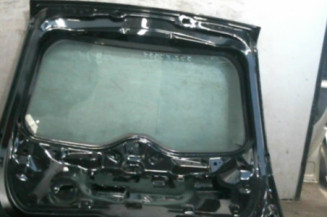 Malle/Hayon arriere FORD FIESTA 5