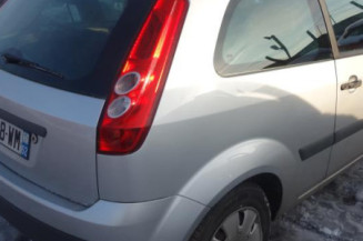 Malle/Hayon arriere FORD FIESTA 5