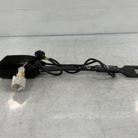 Attache ceinture avant droit PEUGEOT 308 1