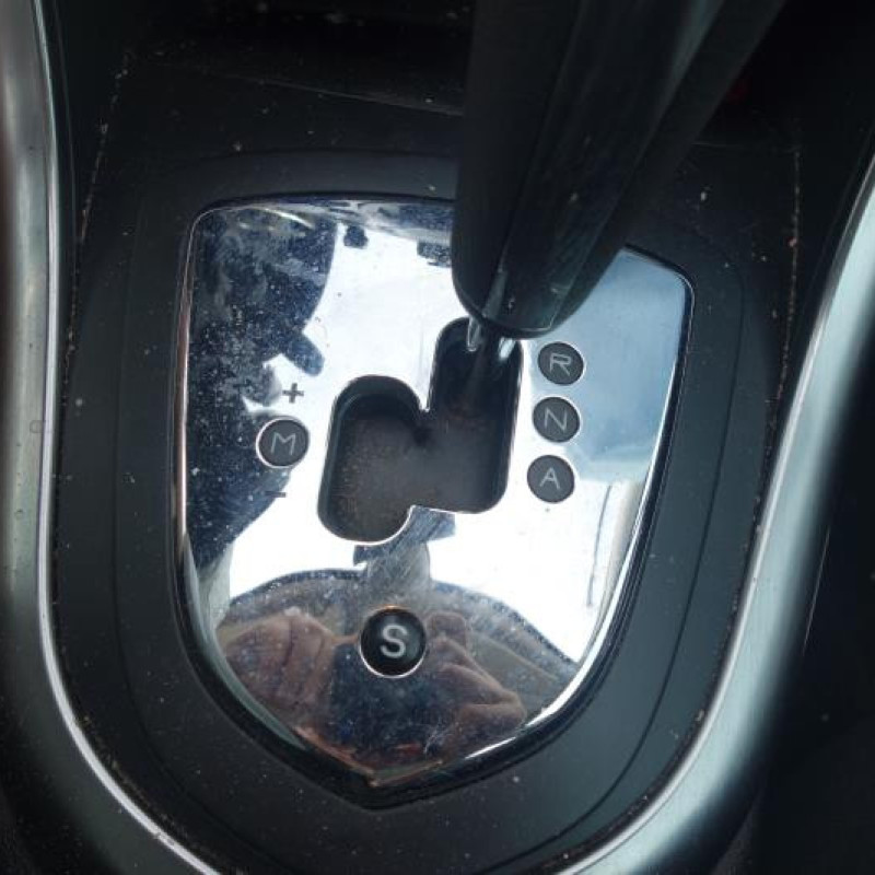 Attache ceinture avant droit PEUGEOT 308 1 Photo n°10