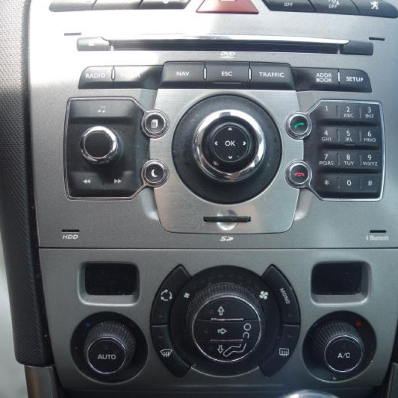 Attache ceinture avant droit PEUGEOT 308 1 Photo n°11