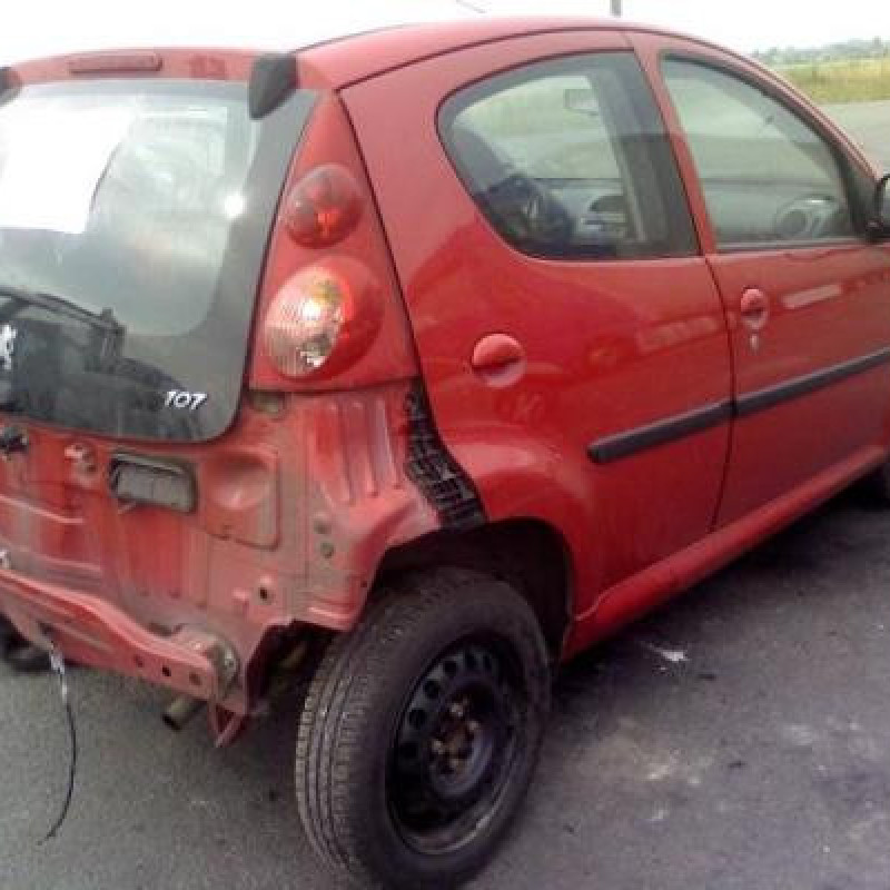 Pretensionneur de ceinture avant droit PEUGEOT 107 Photo n°7