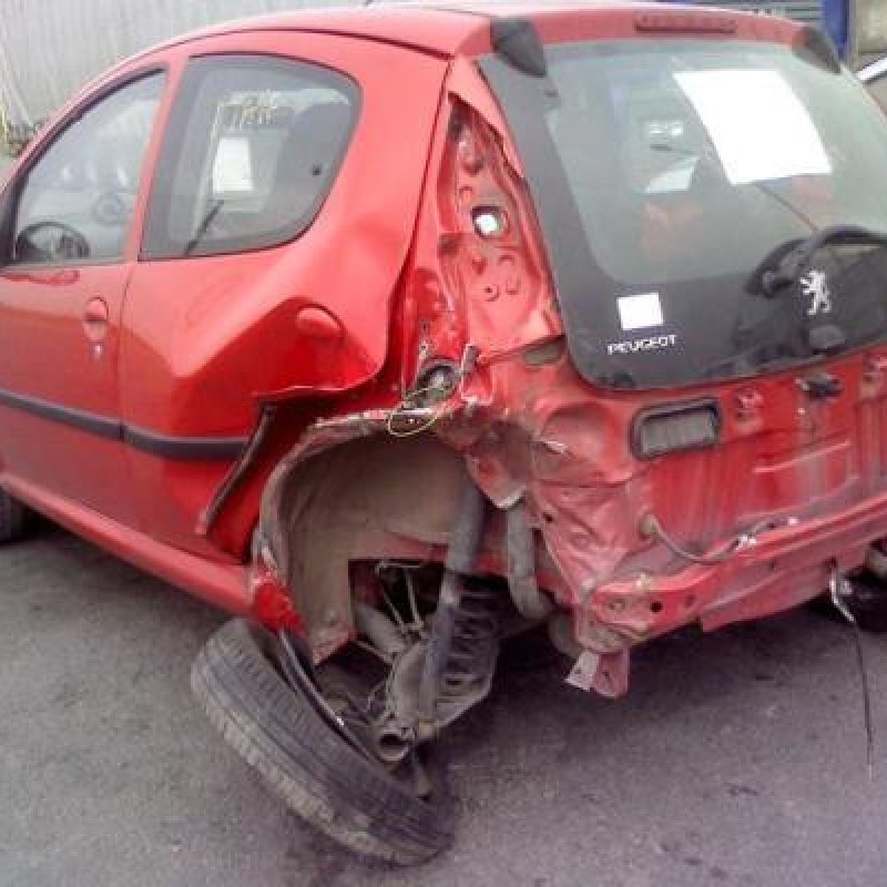 Pretensionneur de ceinture avant droit PEUGEOT 107 Photo n°8