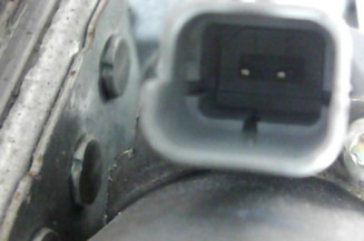 Leve vitre electrique avant gauche PEUGEOT 107 Photo n°1